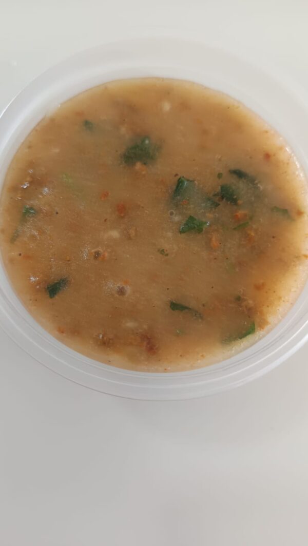 Caldo de Carne com Mandioca